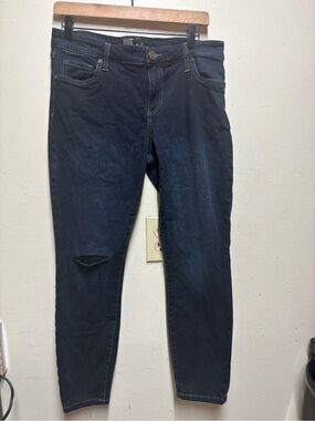 Kut From The Kloth distressed Knee Dark Wash Jeans 10